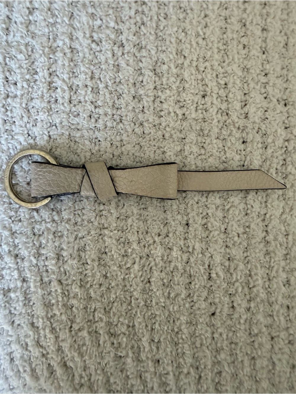 Kate Spade bow keychain- Cream